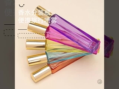 点の正方形の新しい10mlスプレーのびんの香水のガラス ビンの香水スプレーのびん